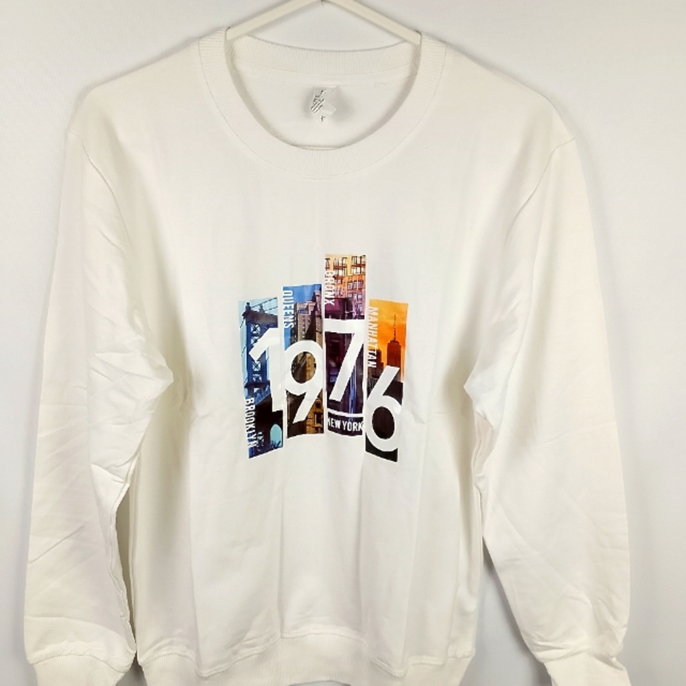 NWOT Jeanswest white sweatshirt XL 100% cotton